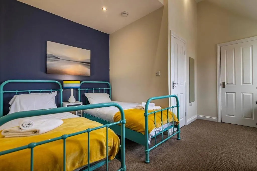 Dovecote House Beeston Private Parking 15Mins From Nottingham City Centre Close To Qmc Hospital 0*,  United Kingdom