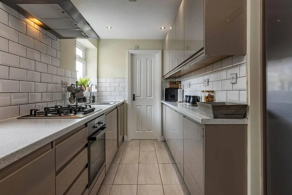 Holiday home Dovecote House Beeston Private Parking 15Mins From Nottingham City Centre Close To Qmc Hospital United Kingdom